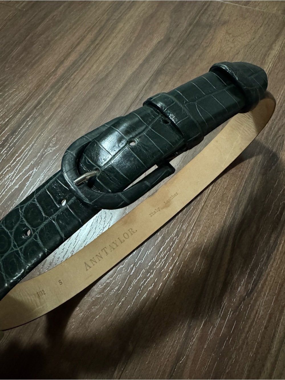 Ann Taylor genuine leather belt